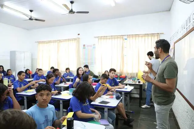 Edital de R$ 1 milhão abre vagas para projetos culturais em escolas de MS
