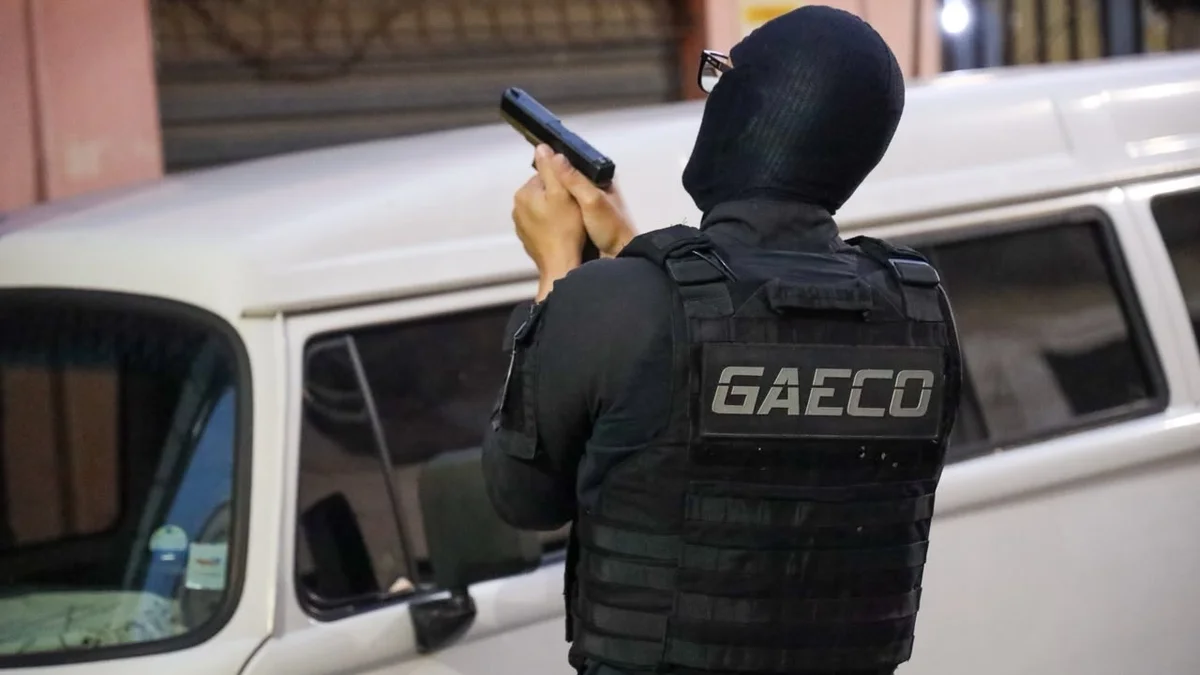 Mais 20 pessoas são presas em operação contra grupo suspeito de tráfico de armas na Bahia e em outros três estados