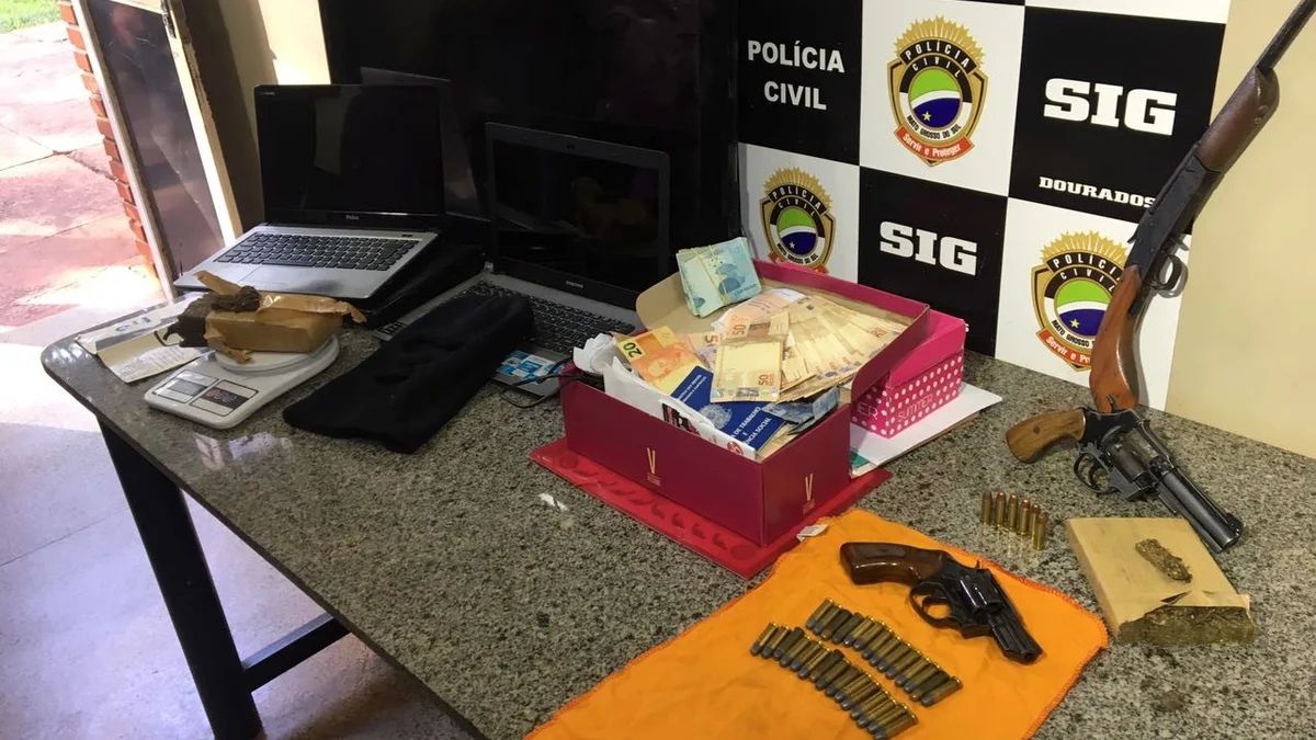 Operação Thanos em Dourados: Polícia Civil e Gaeco apreendem arsenal e prendem 11 em ação contra facções em MS